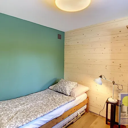 아파트 Neigeos 레셍